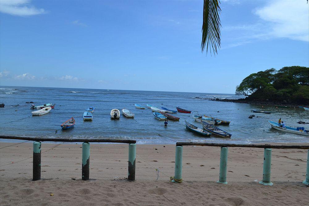 Hotel Los Cobanos Village Lodge Bagian luar foto