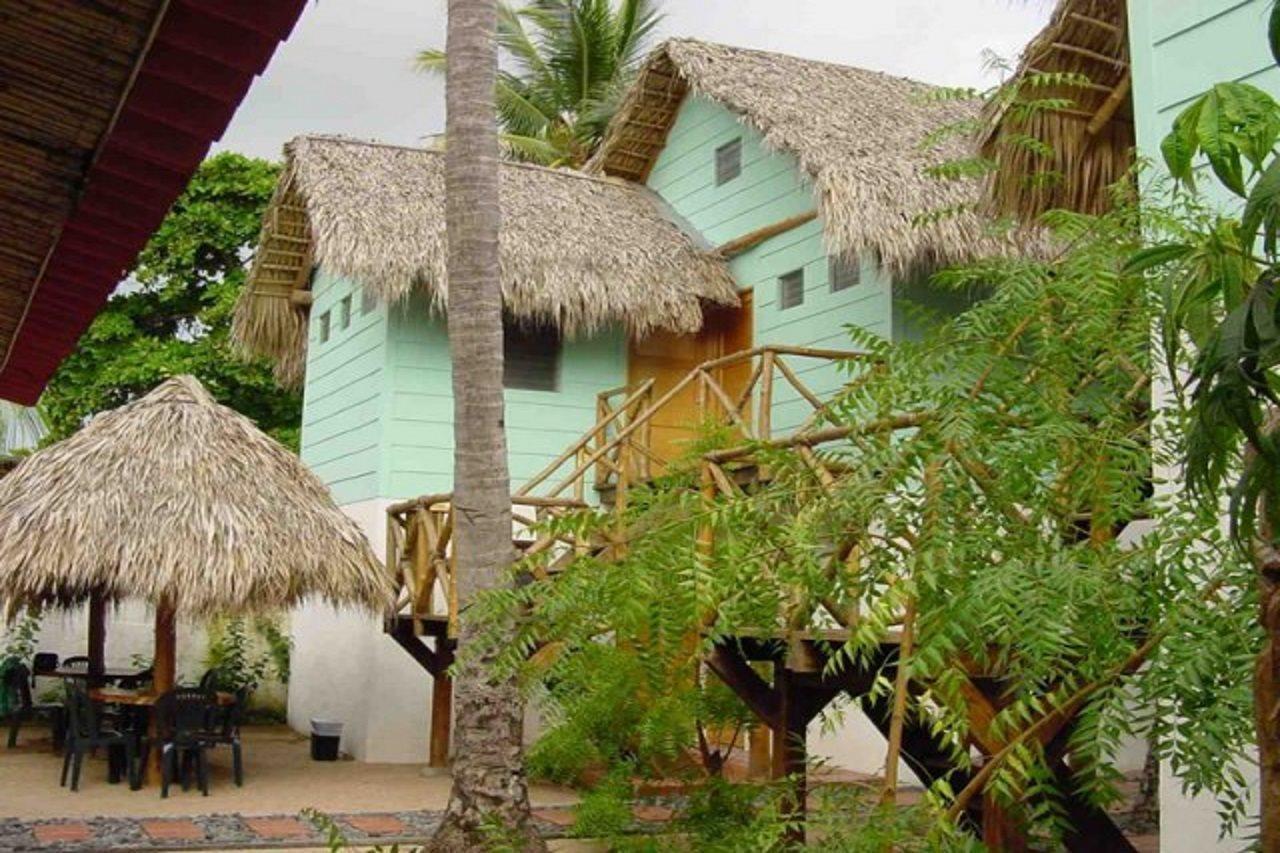 Hotel Los Cobanos Village Lodge Bagian luar foto