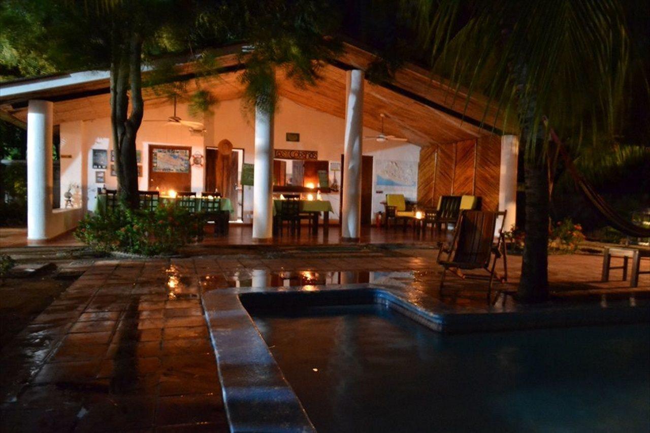 Hotel Los Cobanos Village Lodge Bagian luar foto