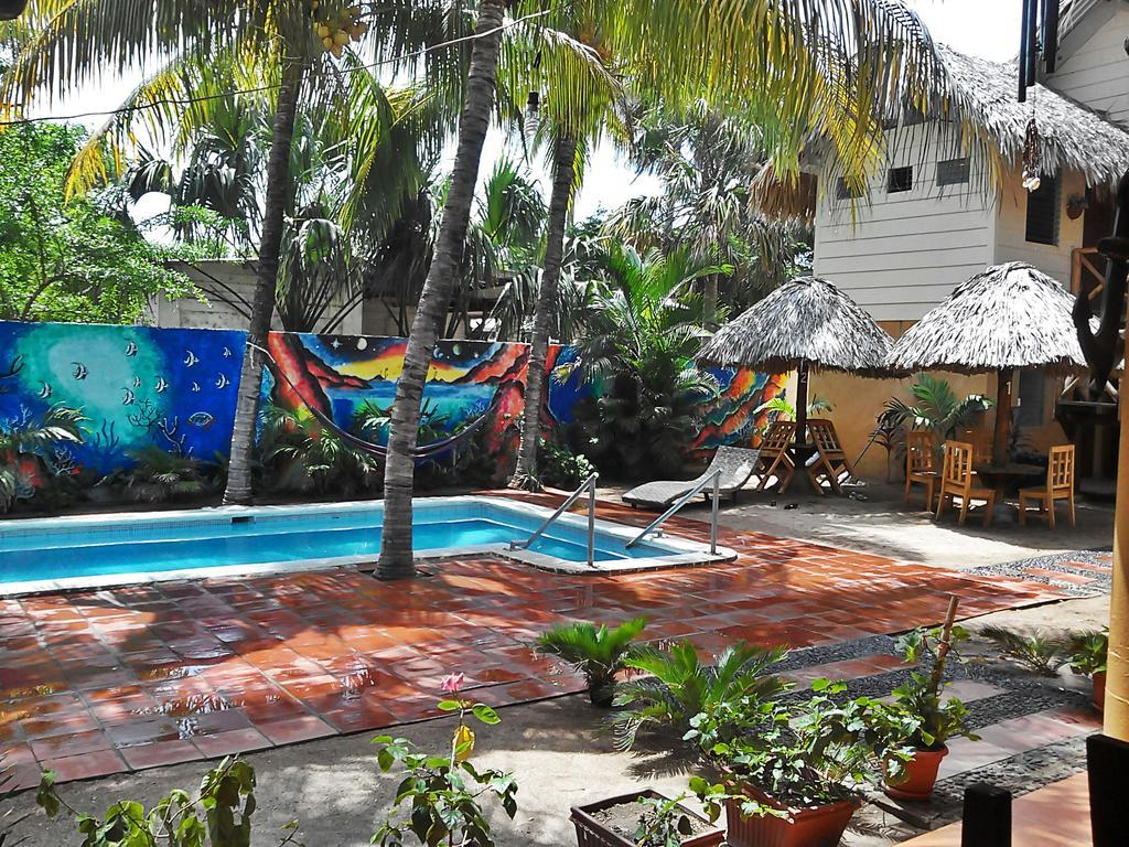 Hotel Los Cobanos Village Lodge Bagian luar foto