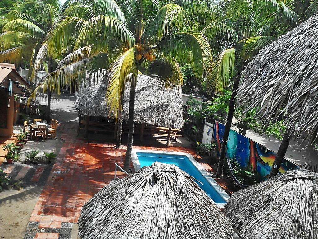 Hotel Los Cobanos Village Lodge Bagian luar foto