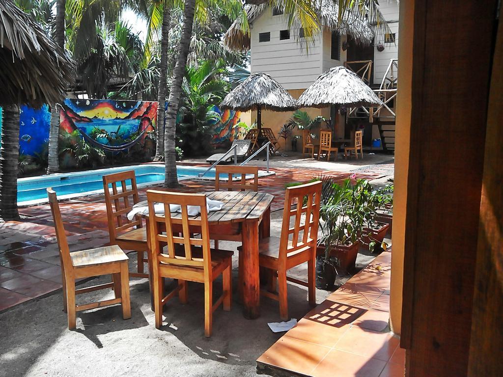 Hotel Los Cobanos Village Lodge Bagian luar foto