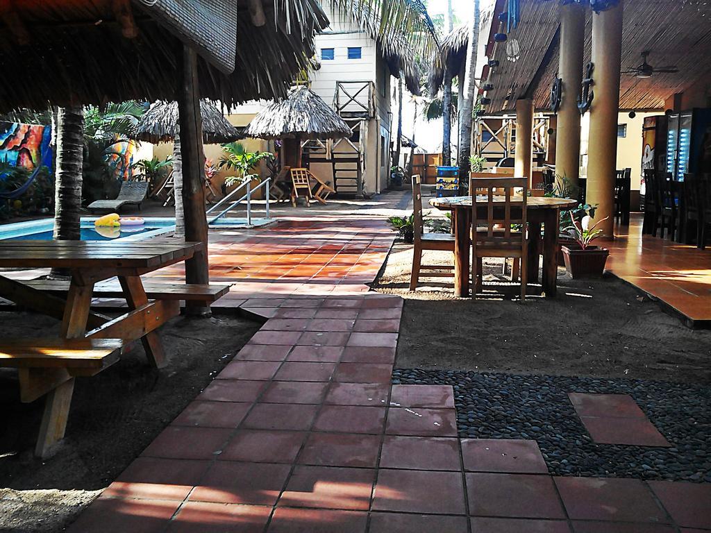 Hotel Los Cobanos Village Lodge Bagian luar foto