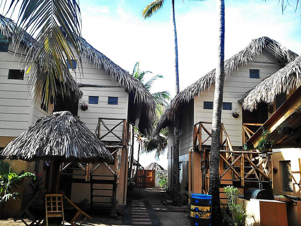 Hotel Los Cobanos Village Lodge Bagian luar foto