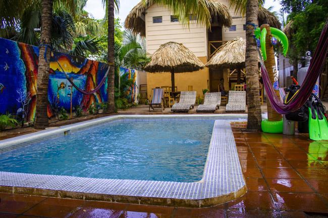 Hotel Los Cobanos Village Lodge Bagian luar foto